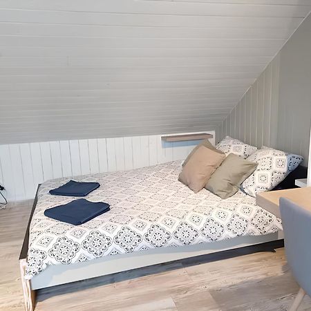 Studio Miraumont, Stationnement Gratuit, 5Min Gare Appartement Amiens Buitenkant foto
